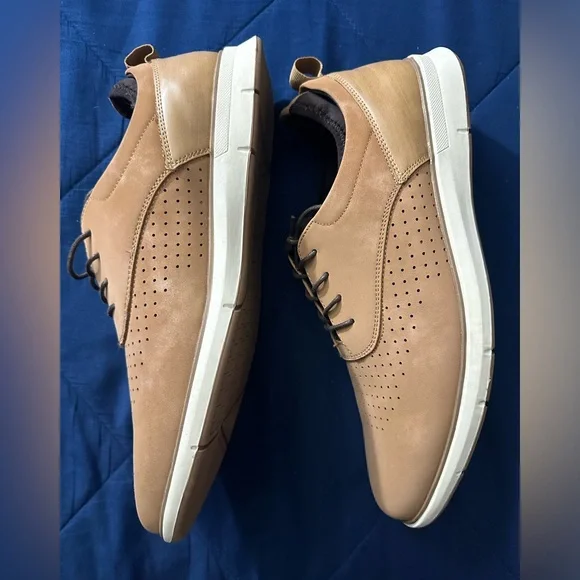 Van Heusen Casual/Dress Shoes - Picture 2 of 5